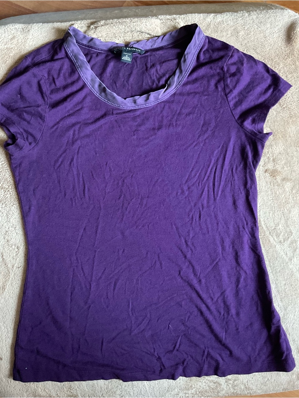 Banana Republic Women's Purple Scoop Neck Short Sleeve Tee